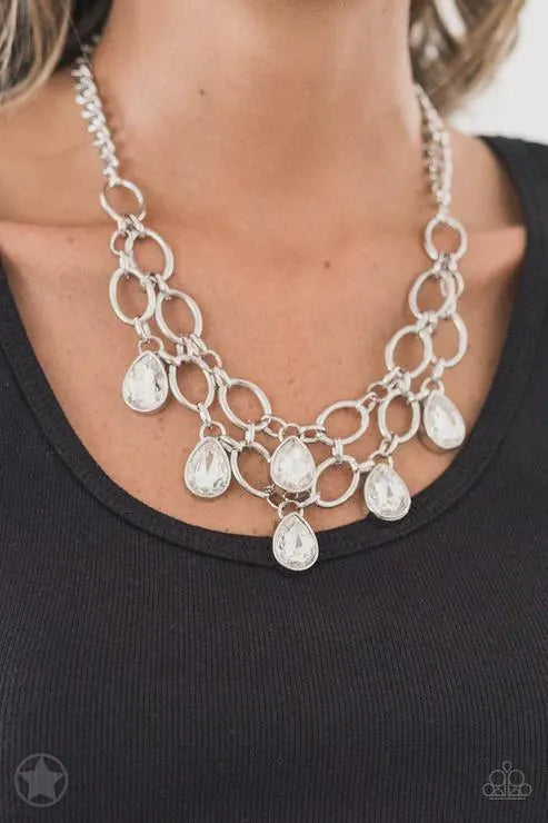 Show-Stopping Shimmer – White Necklace